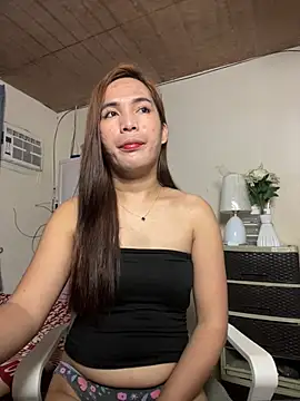 Snapshot of Msyensmith chatting on February 20, 2026, 10:06 am Msyensmith online show from February 20, 2026, 10:06 am