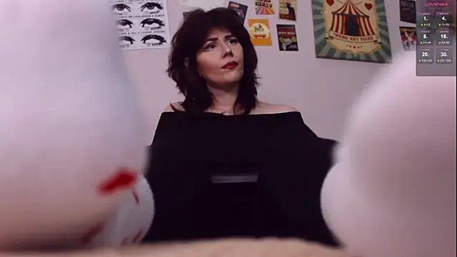 Luna Blake online show from February 19, 2026, 10:34 am