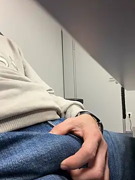 KielerMen online show from March 4, 2026, 2:08 am