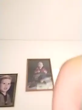 JennyRouse01 online show from November 29, 2025, 11:16 pm