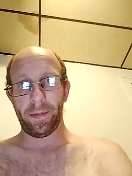 Snapshot of TaylorBlaze chatting on October 24, 2025, 12:20 am TaylorBlaze online show from October 24, 2025, 12:20 am