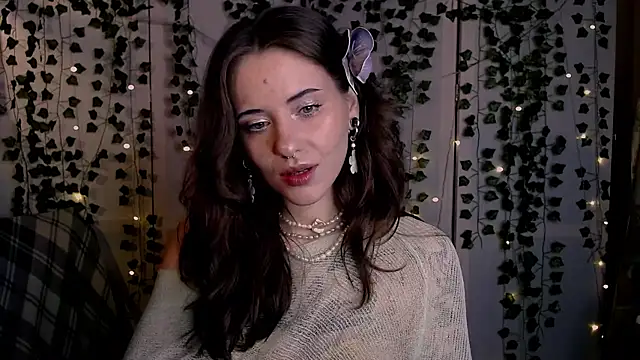 risha laas online show from June 25, 2026, 8:03 pm