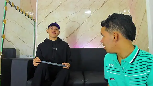 Snapshot of robertsmith_1 chatting on September 25, 2025, 3:45 am robertsmith 1 online show from September 25, 2025, 3:45 am