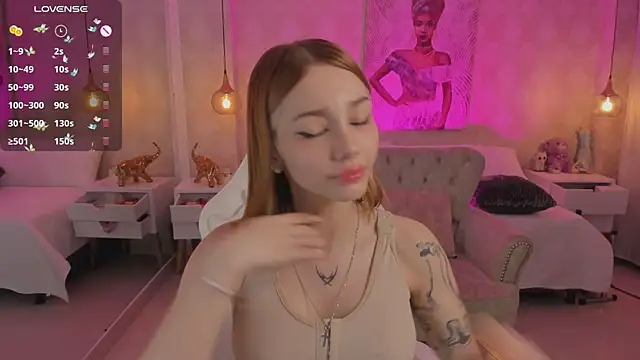 Snapshot of LITTLE-VIVI chatting on March 3, 2025, 6:42 am LITTLE-VIVI online show from March 3, 2025, 6:42 am