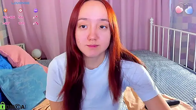 Snapshot of Fera1_Berry chatting on October 26, 2025, 8:48 am Fera1 Berry online show from October 26, 2025, 8:48 am