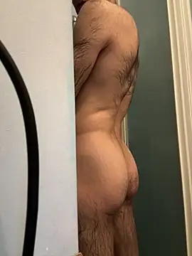 ValentinoRollstars online show from March 8, 2025, 10:02 pm