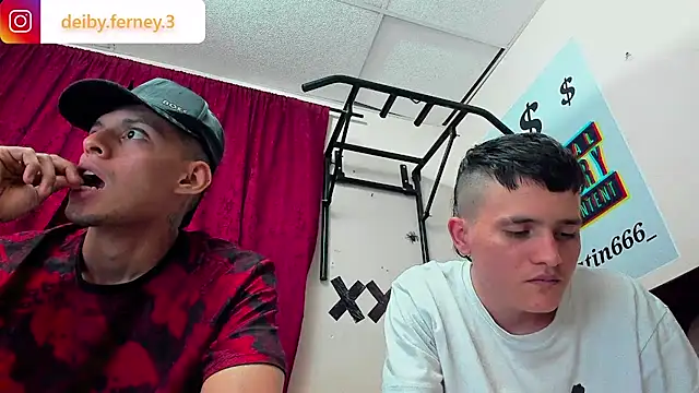 Snapshot of davidlatin66 chatting on February 10, 2025, 3:03 am davidlatin66 online show from February 10, 2025, 3:03 am