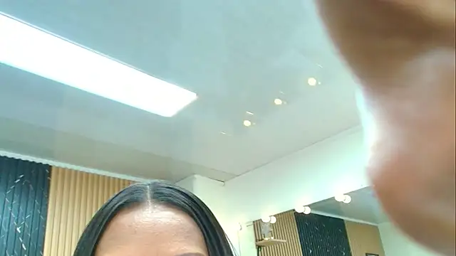 BARBIE BROWNN online show from January 13, 2026, 1:59 pm