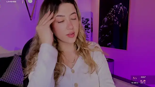 Snapshot of EveBensonX chatting on February 24, 2026, 11:55 am EveBensonX online show from February 24, 2026, 11:55 am