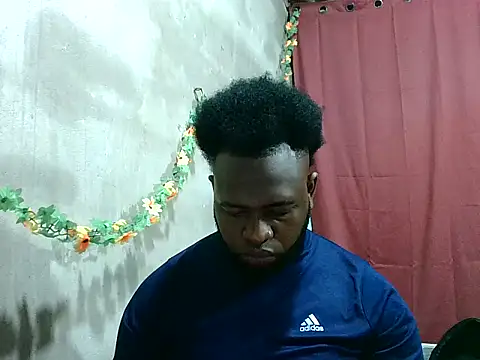 2ocmaxi online show from April 12, 2026, 4:10 pm