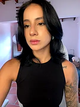 Snapshot of Ale_Lewis chatting on October 9, 2025, 9:04 pm Ale Lewis online show from October 9, 2025, 9:04 pm