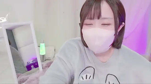 Snapshot of Yuu__k chatting on January 11, 2025, 5:07 pm Yuu k online show from January 11, 2025, 5:07 pm