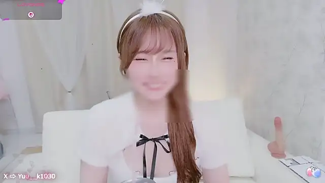 Snapshot of Yuu__k chatting on October 4, 2025, 3:46 pm Yuu k online show from October 4, 2025, 3:46 pm