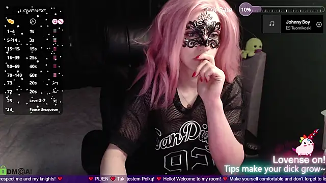 Snapshot of strawberry_muffin chatting on February 7, 2025, 8:53 pm strawberry muffin online show from February 7, 2025, 8:53 pm