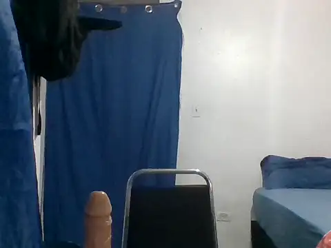 Snapshot of lilykaponi chatting on October 28, 2025, 5:23 pm lilykaponi online show from October 28, 2025, 5:23 pm