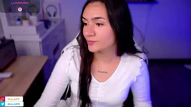 ImLui lu online show from November 3, 2025, 11:30 pm