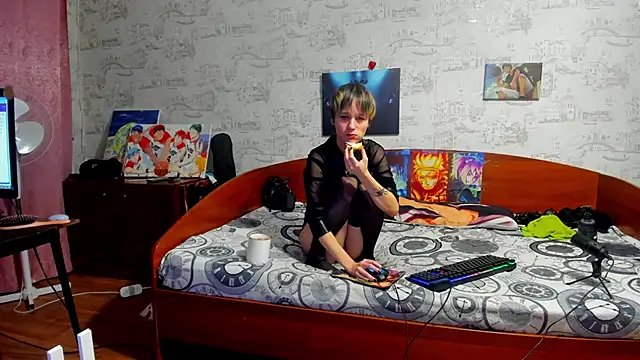 KagamiTayga online show from November 18, 2025, 2:49 am