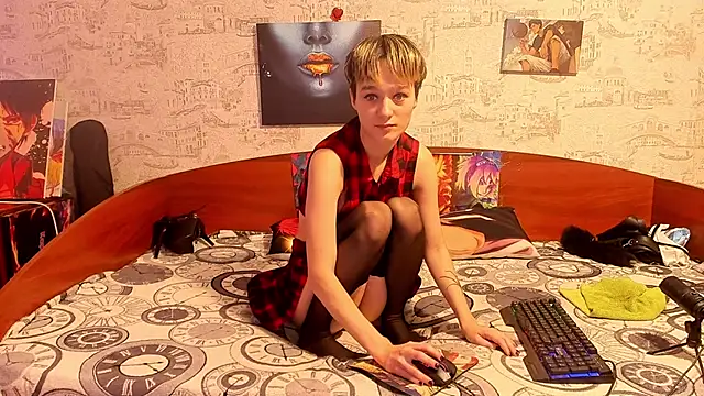 KagamiTayga online show from October 1, 2025, 8:30 am