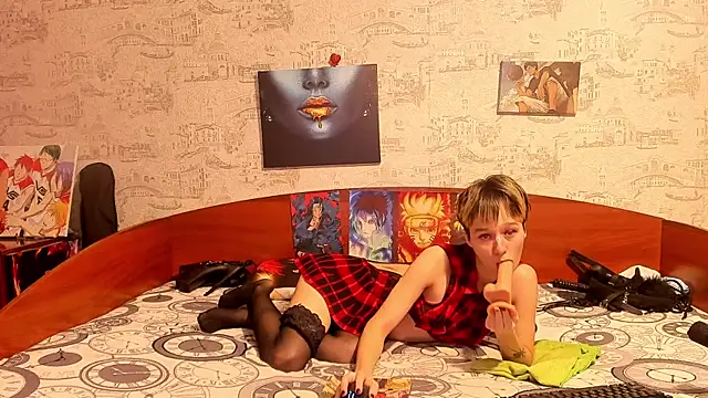 KagamiTayga online show from September 22, 2025, 2:28 am