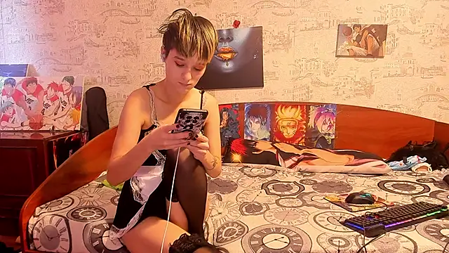 KagamiTayga online show from September 23, 2025, 8:10 am