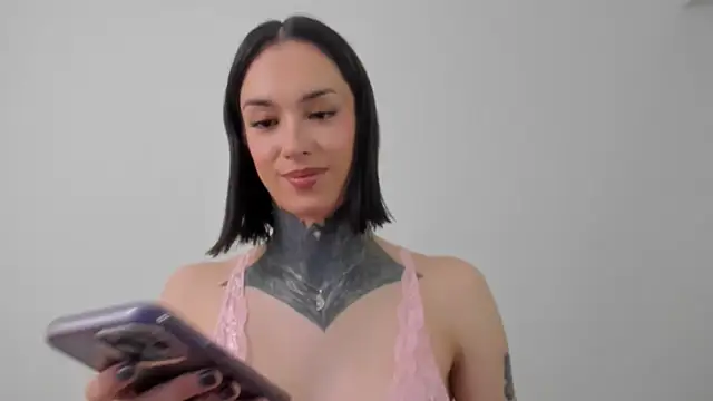 Snapshot of All_yours555 chatting on November 15, 2025, 9:41 pm All yours555 online show from November 15, 2025, 9:41 pm