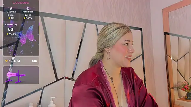 kimberly7  online show from April 12, 2026, 11:46 am