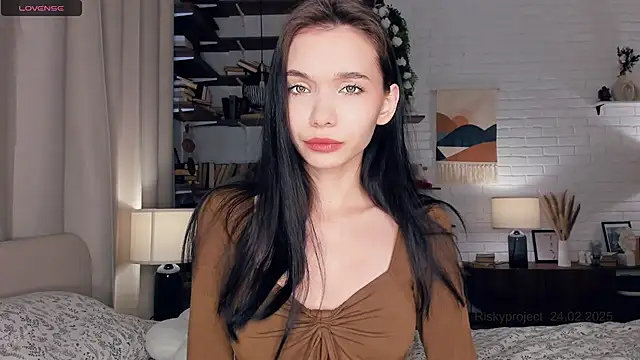 Riskyproject online show from February 24, 2025, 7:00 am