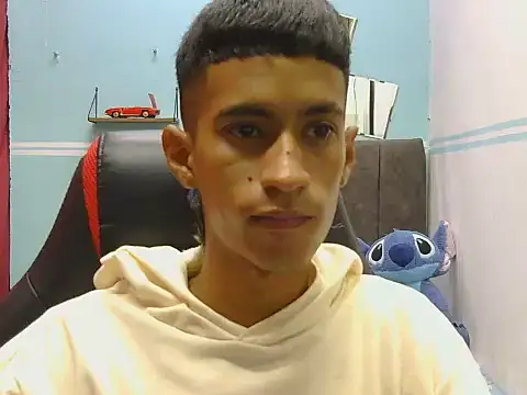 Angelstripboy online show from June 14, 2026, 10:11 pm