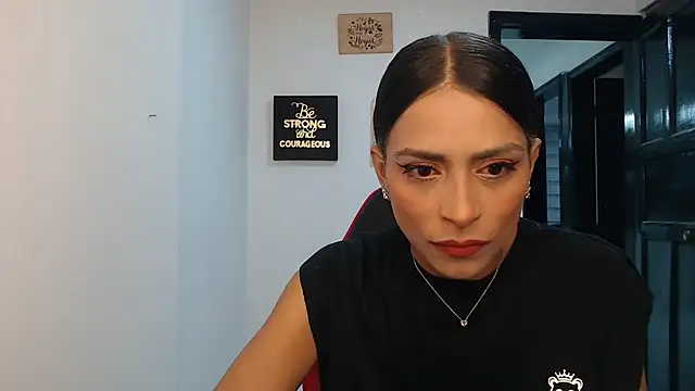 Liamiler01  online show from September 19, 2025, 3:43 am