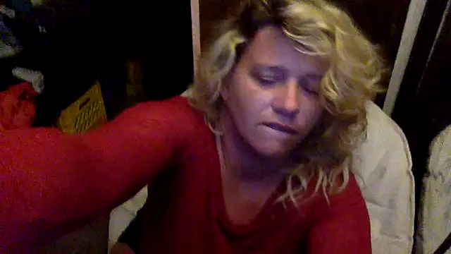 TrashleyRosebud online show from July 30, 2026, 1:32 pm