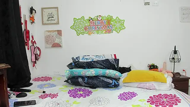 Snapshot of MANDY_GIRL_BBW chatting on December 21, 2025, 6:59 am MANDY GIRL BBW online show from December 21, 2025, 6:59 am