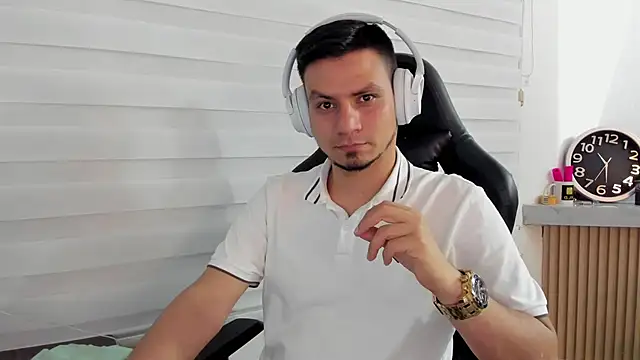 Rick Diesel  online show from October 22, 2025, 3:28 am