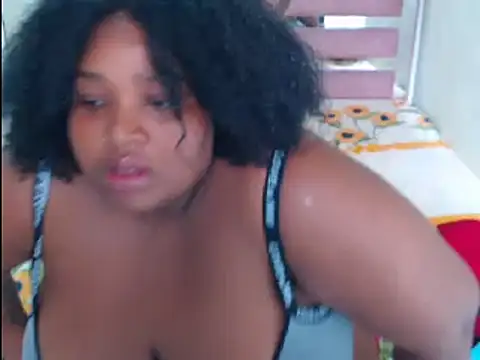 Snapshot of chocolatehot04 chatting on March 13, 2025, 9:48 pm chocolatehot04 online show from March 13, 2025, 9:48 pm