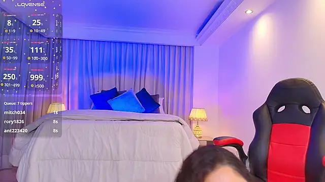 Snapshot of miiaa_evans chatting on March 19, 2025, 7:18 am miiaa evans online show from March 19, 2025, 7:18 am