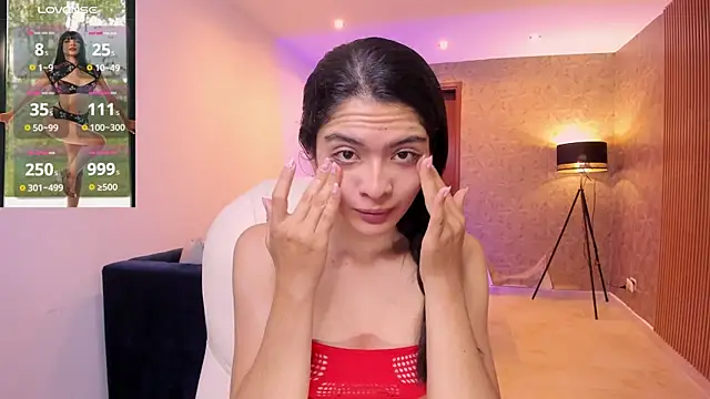 Snapshot of miiaa_evans chatting on November 8, 2025, 11:14 am miiaa evans online show from November 8, 2025, 11:14 am