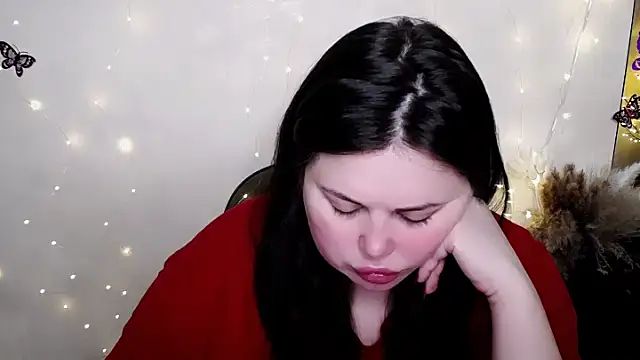 Snapshot of Emily_Mo chatting on February 18, 2026, 6:55 am Emily Mo online show from February 18, 2026, 6:55 am