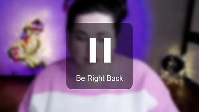 Snapshot of Emily_Mo chatting on January 7, 2026, 9:14 am Emily Mo online show from January 7, 2026, 9:14 am