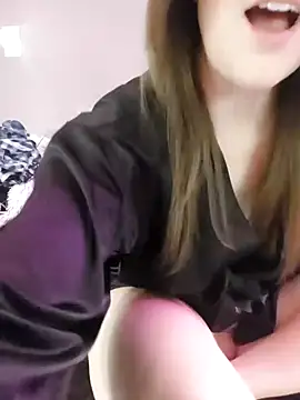 1Lustfully yours online show from February 12, 2026, 3:39 am