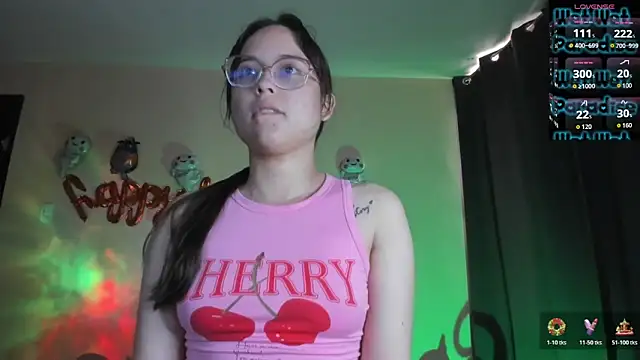 shantalc3rezo online show from October 27, 2025, 5:58 pm