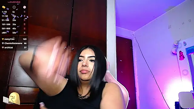 Snapshot of eva_six chatting on December 12, 2024, 10:52 pm eva six online show from December 12, 2024, 10:52 pm