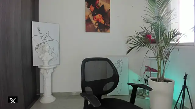 liah v online show from January 22, 2025, 7:45 pm