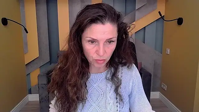 EllaLong online show from October 29, 2025, 12:26 pm