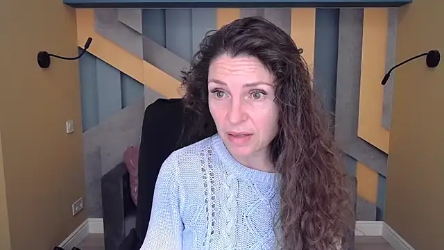 EllaLong online show from October 25, 2025, 11:31 am