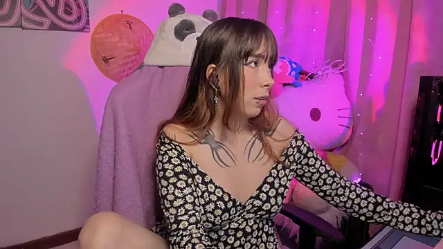 Waifu Aika online show from January 18, 2026, 9:18 pm