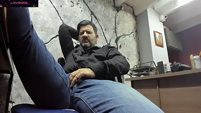 Maxi TheBigDaddy online show from September 18, 2025, 3:26 pm