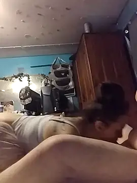 Thicknjuicy1986 online show from October 8, 2025, 1:01 pm