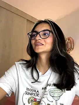 Cat2525 online show from December 14, 2025, 1:56 am