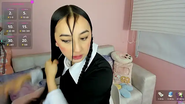 Snapshot of tinysara chatting on February 8, 2026, 4:15 pm tinysara online show from February 8, 2026, 4:15 pm