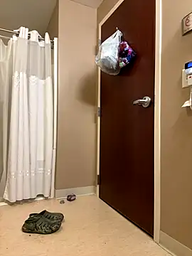 Snapshot of BBC_LONGPIPE22 chatting on October 4, 2025, 5:47 pm BBC LONGPIPE22 online show from October 4, 2025, 5:47 pm