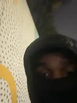 Snapshot of BBC_LONGPIPE22 chatting on October 7, 2025, 2:23 am BBC LONGPIPE22 online show from October 7, 2025, 2:23 am